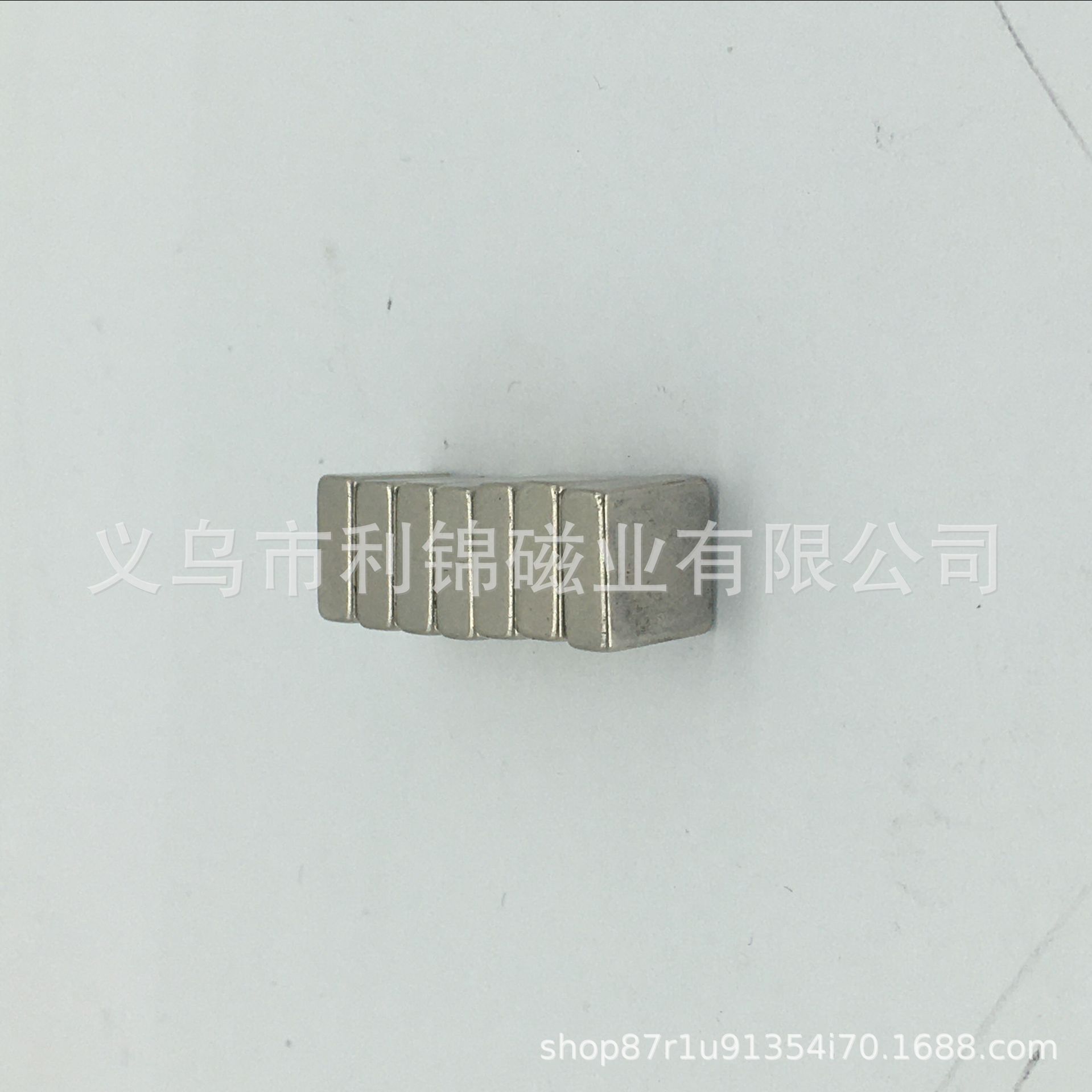 Магнит неодимовый Li Jin круглый 3x2 мм