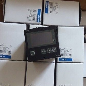 Genuine Temperature Control Device E5An/E5En/-R1Tc/Q1Tc/R3Mt/C3Mt/Q3Mtc/Q3Ht/-300/500