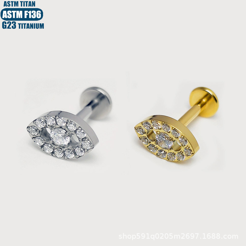 16G labret stud size and finish detail