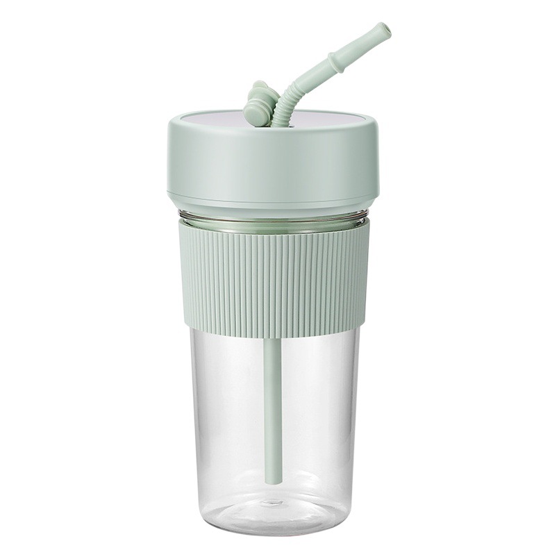 Taza de jugo portátil pequeño inalámbrico transfronterizo mini exprimidor multifuncional hogar recargable exprimidor al por mayor oso