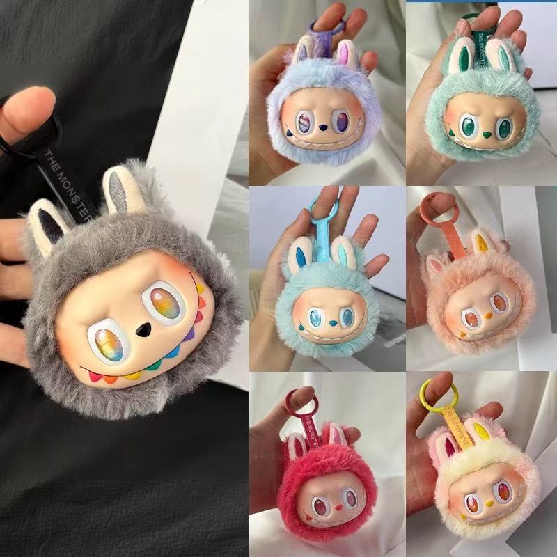 Caricaturas lindas peluche tela de tela llavero regalo creativo bolsas colgantes estandos pequeños productos