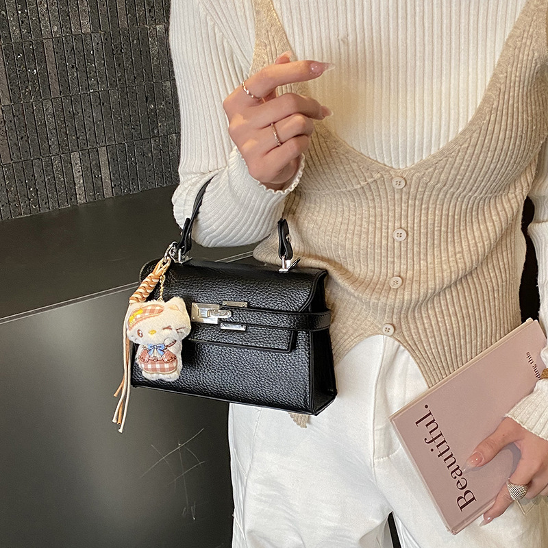 Diseño nicho bolso de mano mujer 2026 nueva moda mochila de hombro simple viento bolso de viaje diario image 5