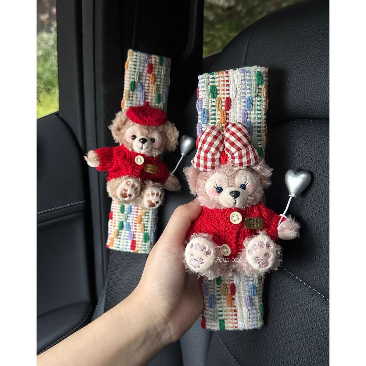 Autumn and winter car seatbelt shoulder pad, car protective cover, anti-neck strangulation, essential car accessory for new cars, car interior decoration for girls