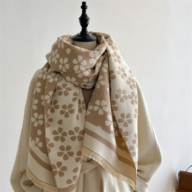 Damen 2023 Neue koreanische Ausgabe Vielseitiger modischer schwarz-weißer Kaschmir-Studentenschal mit warmem Winter_voghion.com