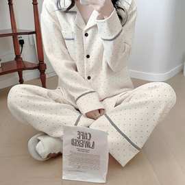 批发货源 冬装加厚波点拼黑白格子翻领家居服睡衣套装