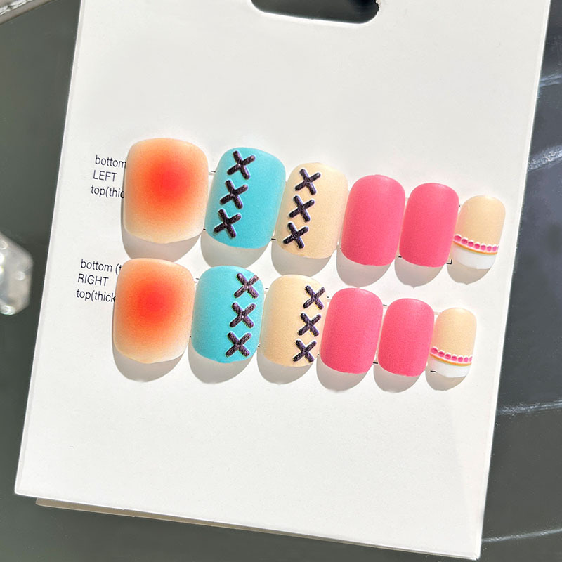 24 piezas de puntas de uñas postizas para adultos, estilo corto, uñas postizas en relieve, nuevas pegatinas de uñas, puntas de uñas tridimensionales