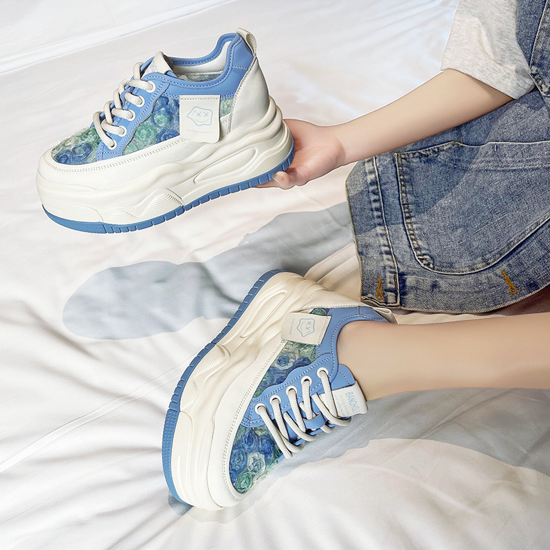 Trendy Dad For 8CM Small Size 2025 Summer New Breathable Embroidered White Shoes Women Height Increasing Sneakers_voghion.com