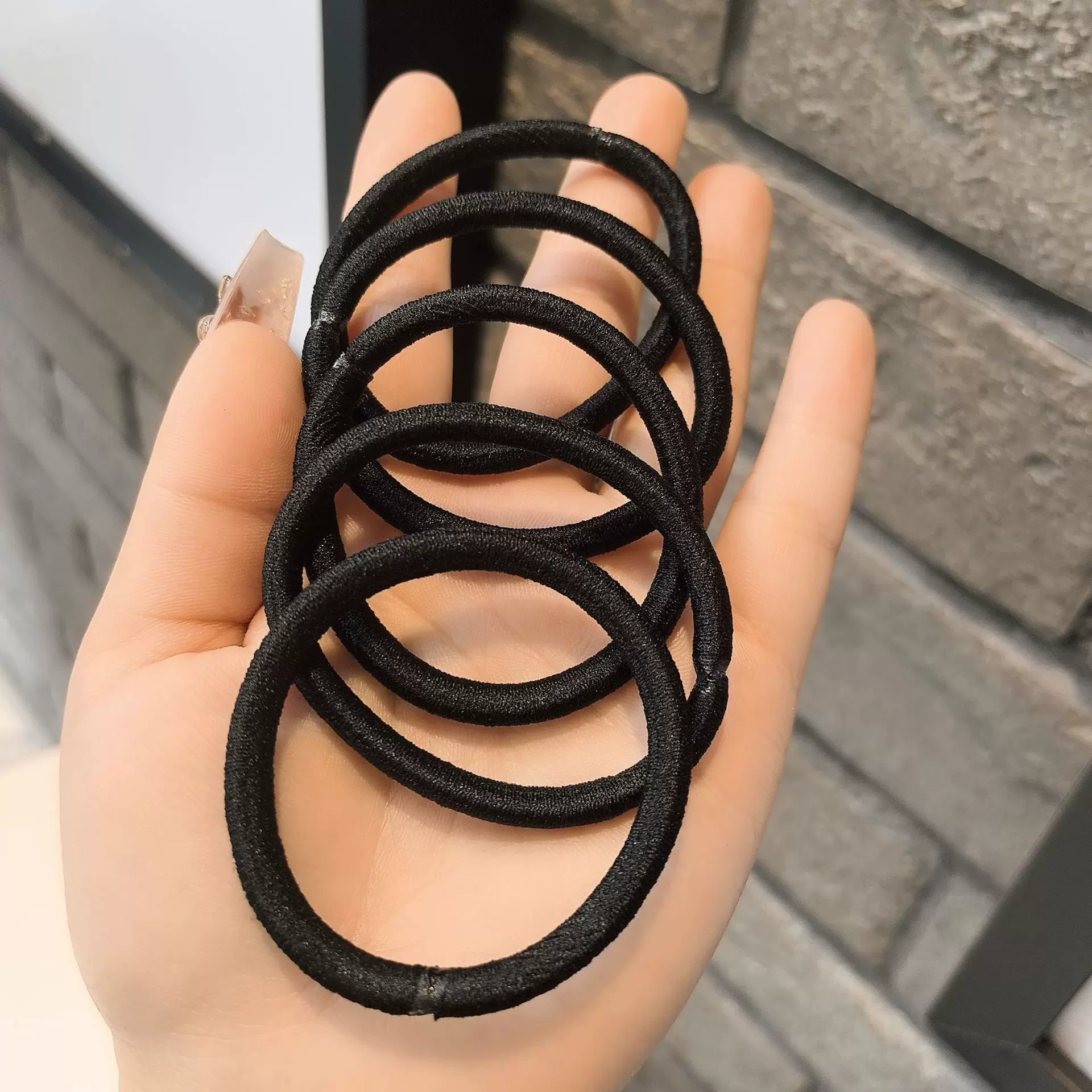 6mm黑色粗皮筋发圈简约高弹力扎头发马尾发绳不伤发无痕头绳发饰