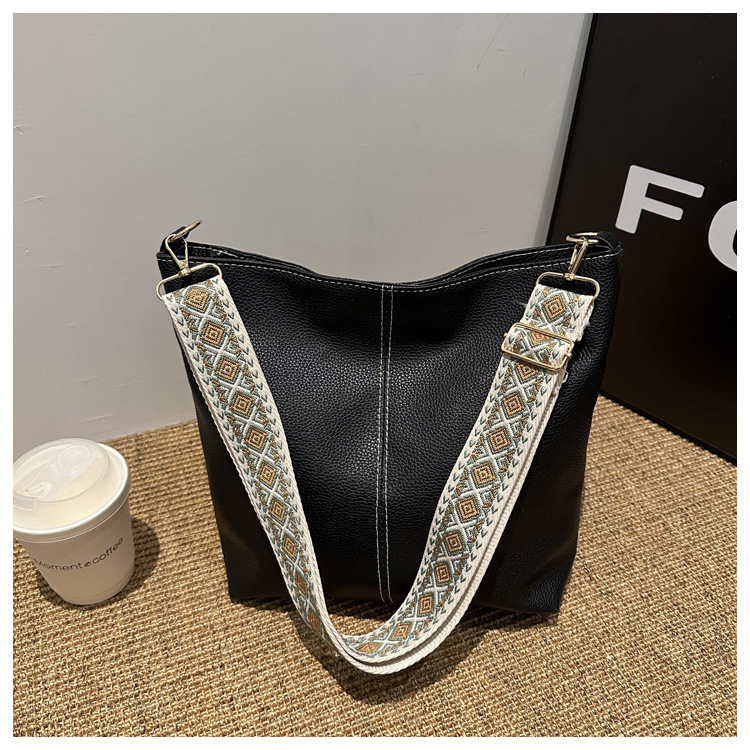 Borsa a secchiello vintage texture donna con tracolla larga_voghion.com