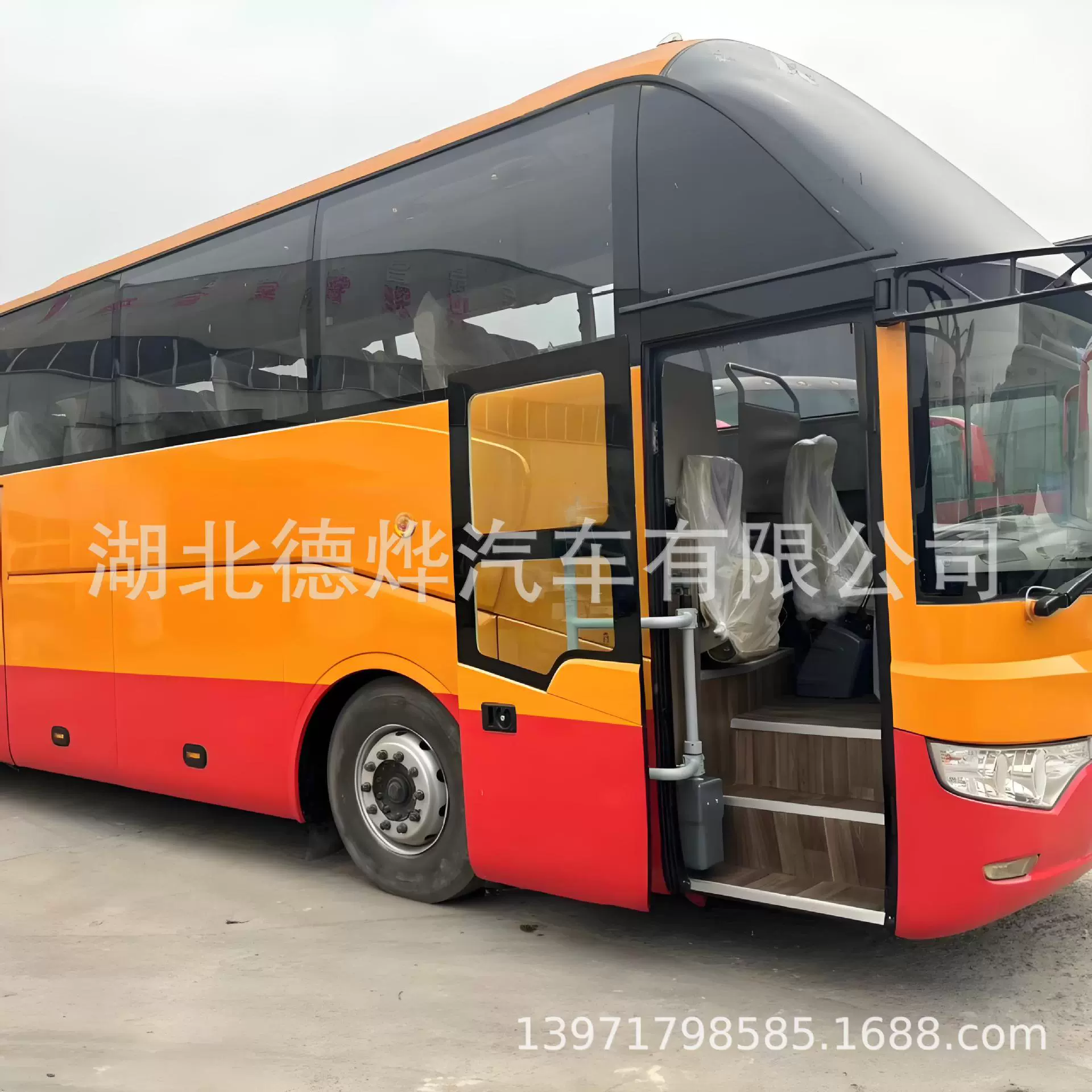 Экспорт автобусов в Африку, Юго-Восточную Азию и Центральную Азию, экспорт автобусов, правостороннее управление, несколько вариантов комплектации сидений