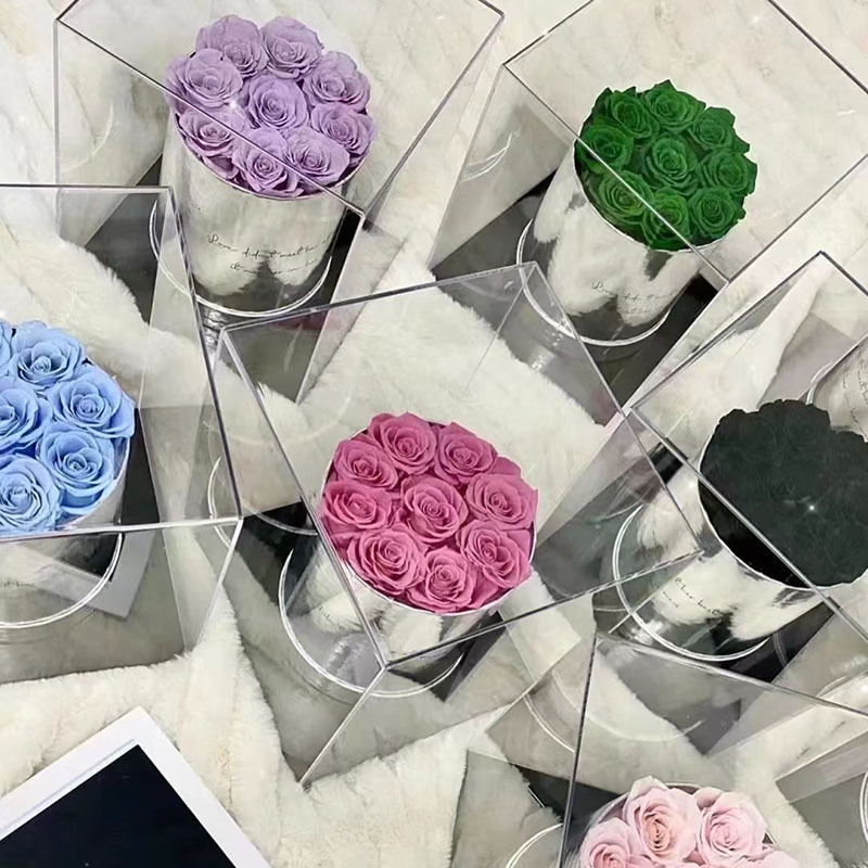 Ramo de rosas eternas en cubo acrílico, producto terminado, regalo de flores reales para el Día de San Valentín, flor eterna, adorno de alta gama.