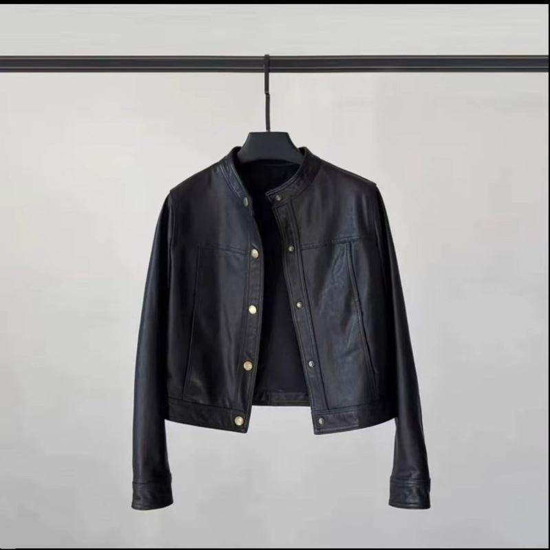 Haining Leather Jacket for Women, Korean Style Short Model for Petite Figures, Stand Collar Motorcycle Retro Leather Jacket, New Model for Spring and Autumn 2026 Haining Leather Jacket for Women, Korean Style Short Model for Petite Figures, Stand Collar Motorcycle Retro Leather Jacket, New Model for Spring and Autumn 2026