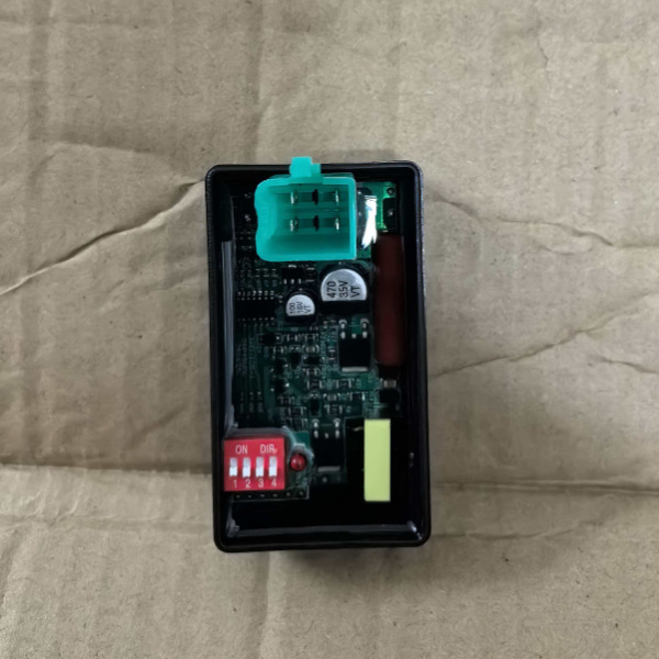 Suitable for Lf110 C110 4-Pin Dc with Dip Dial Switch Motorcycle Igniter 4000-12000