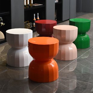 Scandinavian Creative Hourglass Coffee Table Sofa Side Table Designer Corner Table Small Apartment Household Small Stool Bedside Storage Rack