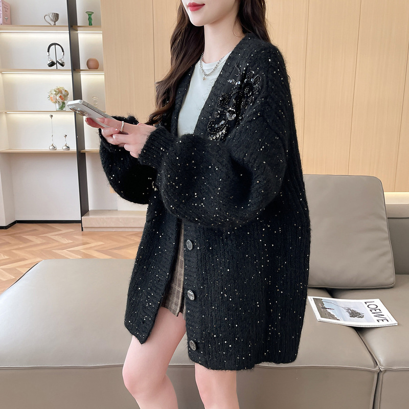 2025秋季毛衣琉萤漫闪时尚复古重工法式刺绣亮片V领女装针织开衫|undefined