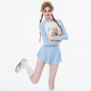 A generation of hair girl vacation swimsuit women's long sleeve sports style 2025 split slim white mirror out of the swimsuit