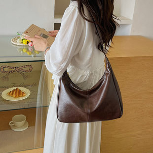 High quality retro shoulder bag, fashionable one-shoulder bag, city style