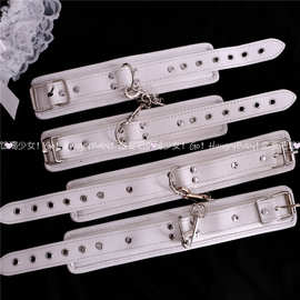 恋爱吧!clouds*纯欲白色皮具S项圈手铐乳夹束缚皮带情趣捆绑套装