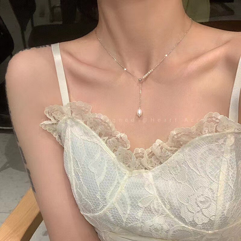 真珠のペンダントのネックレスの女性の潮の気質のネットの赤いinsの軽くて豪華な大衆の設計感の鎖の鎖は首の鎖の贈り物を調節することができます。|undefined