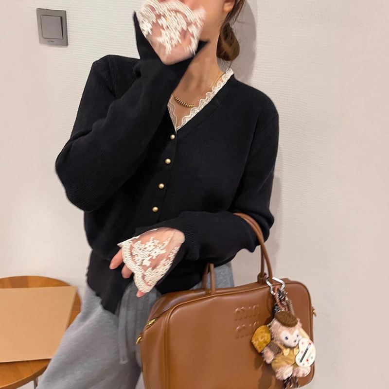 French-Style Patchwork Lace Knit Sweater, Black Faux Two-Piece Cardigan for Women, Autumn and Winter Loose Coat Top for Early Spring