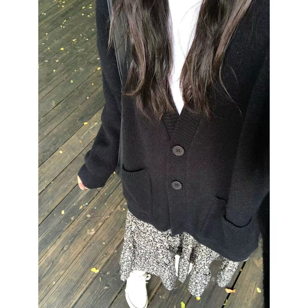 Coreano suave glutinoso cuello v manga larga suéter de viento perezoso abrigo otoño y invierno nuevo estilo casual exterior suelto cardigán de punto para mujeres