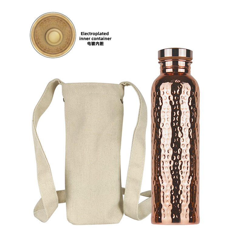 Fábrica al por mayor punto de martillo interior y exterior taza de agua de galvanoplastia 304 hervidor de agua frío de acero inoxidable 800ml hervidor deportivo de gran capacidad