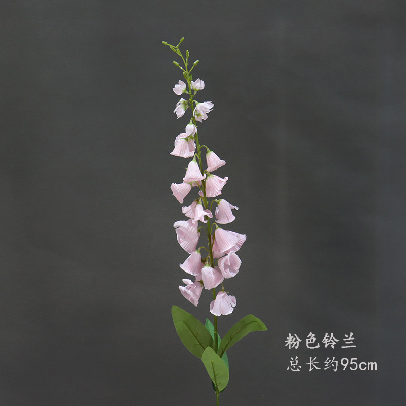 Lirio de los valles rosa