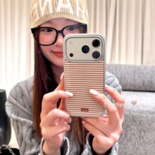 ���﹫�@ins�nϵС�����s�ٴ��ײɫ�l�y17�m��17pro�O��17ProMax