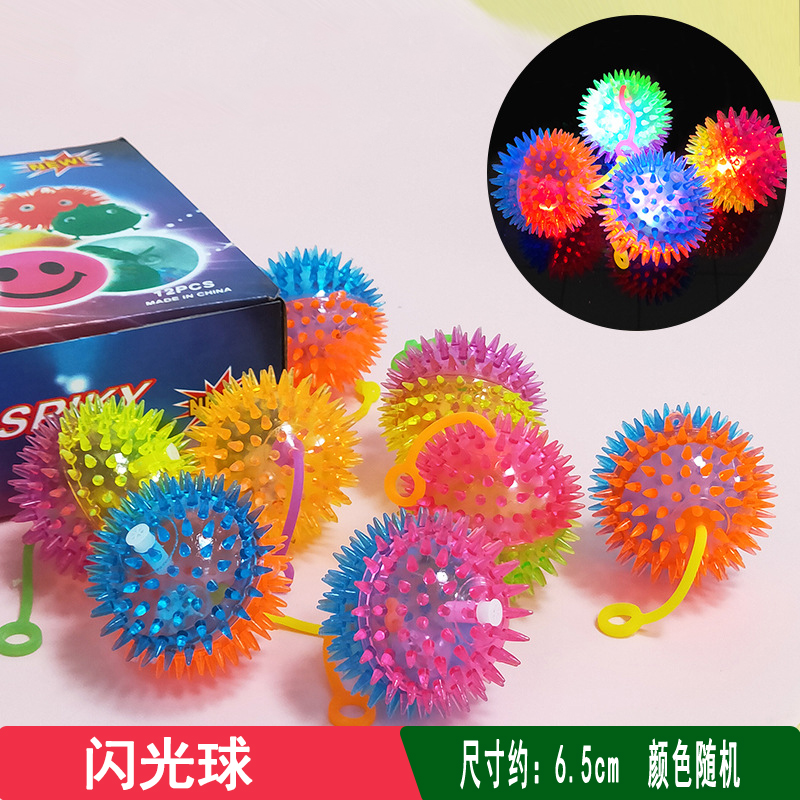 3 pellizcos plateados llamados juguetes luminosos