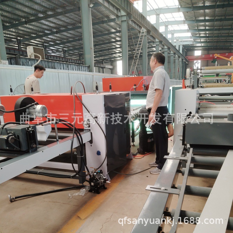 沈阳木工板涂胶贴面机厂家 全自动颗粒板密度板贴纸机自动码垛