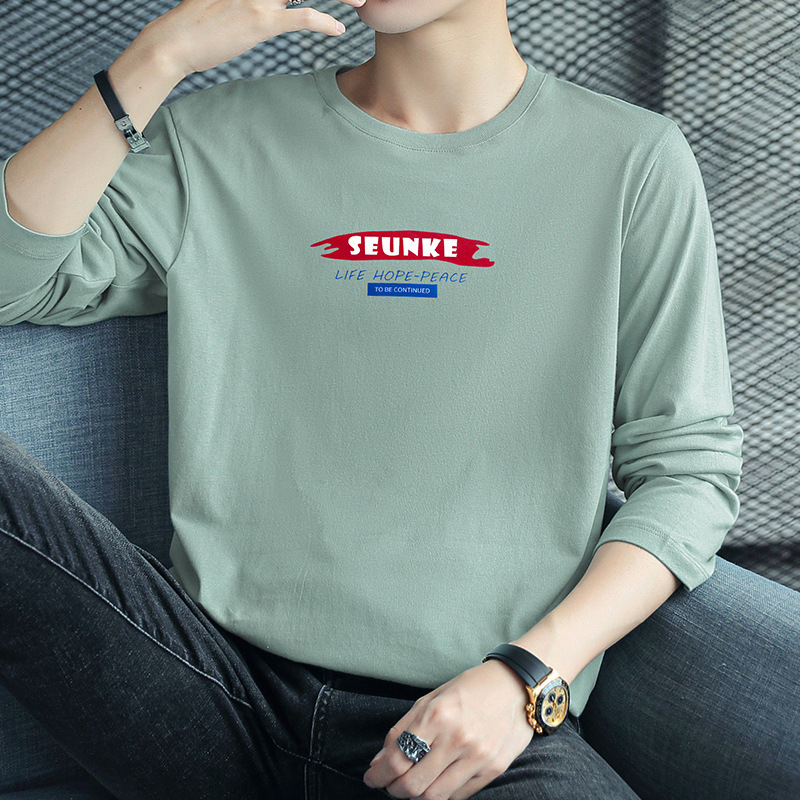 長袖のtシャツの男性のファッションのプリントの小さいシャツの秋の弾力の肌の中で底のシャツの丸首のゆったりしている黒色の秋の服を掛けます。|undefined