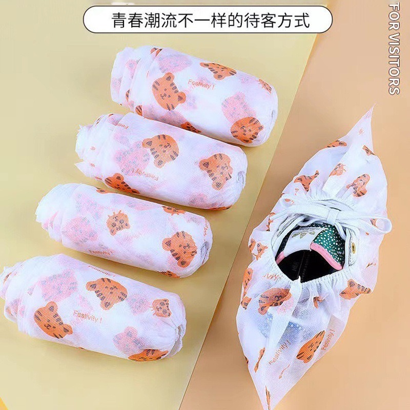 家庭用屋内使い捨て靴カバー厚く拡大された漫画プリント滑り止め通気性非脱着可能な不織布靴カバー厚い|undefined