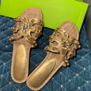 �F؛~��Ƥ���ݕ���ͬ������һ����ЬŮ�⴩ƽ�כ���ɳ���ȼ�ЬŮ