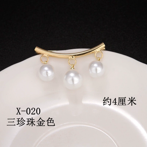 Three Pearl Gold