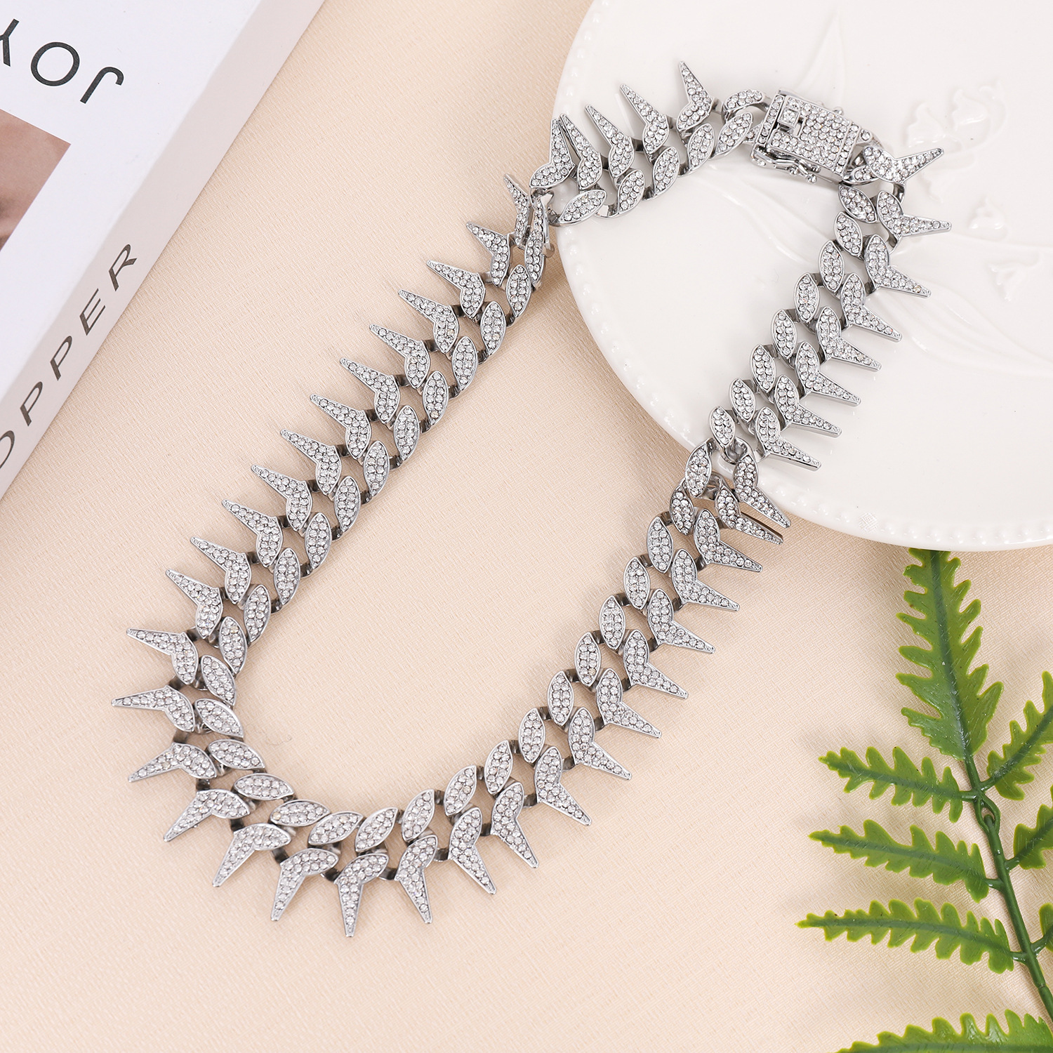 Thorn Alloy Necklace And Cuban Bracelet Set For Men And Women_voghion.com
