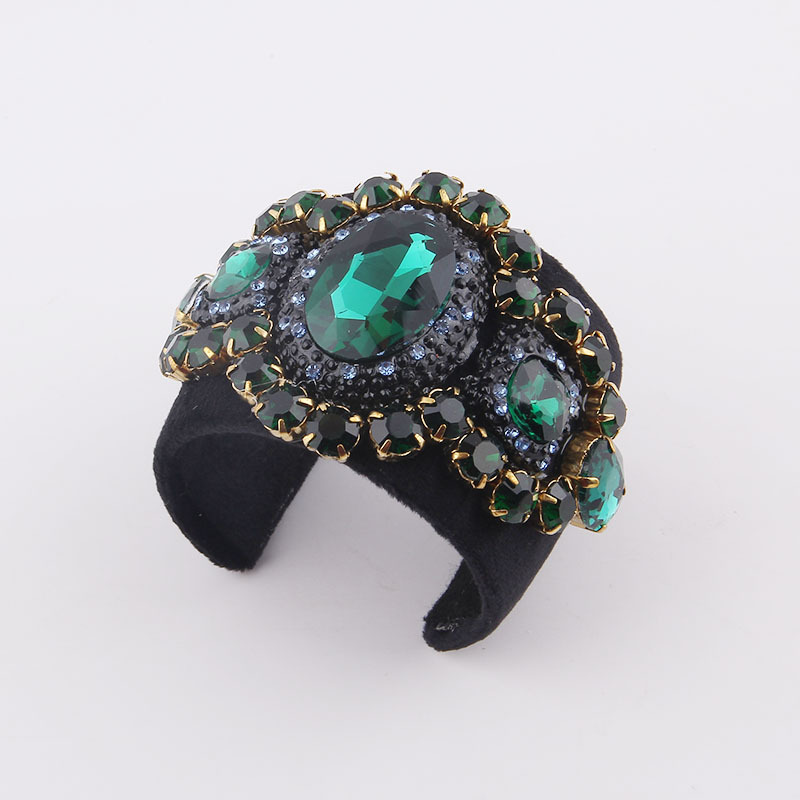 Baroque diamond metal bracelet wholesale