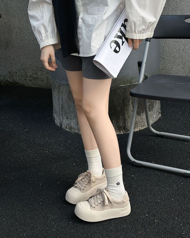 真皮小众复古厚底丑萌小白鞋女2025新款秋季松糕大头学院休闲板鞋|undefined