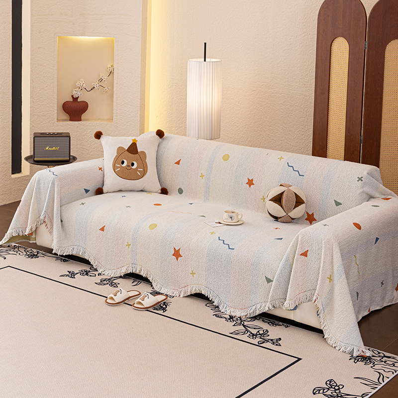 Cream-Colored Simple Sofa Cover, Suitable for All Seasons, Thickened for Autumn and Winter, Scratch-Resistant, Anti-Slip, 2026 New Model Sofa Cover