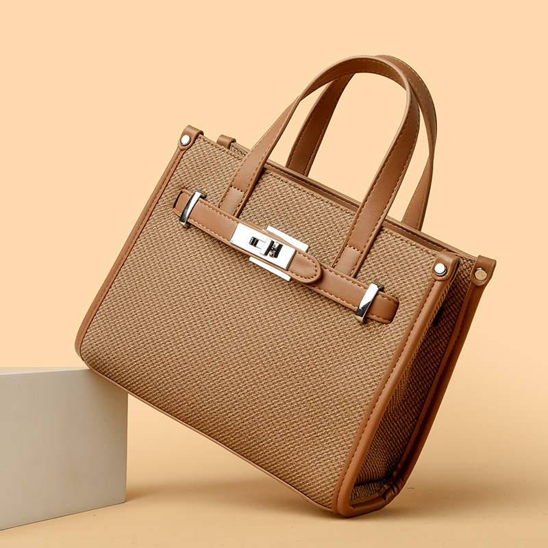 Bolsos de diseño de nicho de alto nivel, bolsos de moda versátiles de alto valor para mujeres 2025, nuevos bolsos casuales y simples.