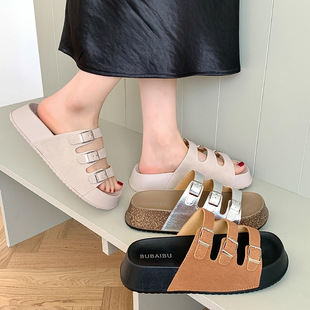 �ļ��ɴ�¶ֺ������Ь���Q�ļ��¿���һ�֎��͹�С������Ь���l