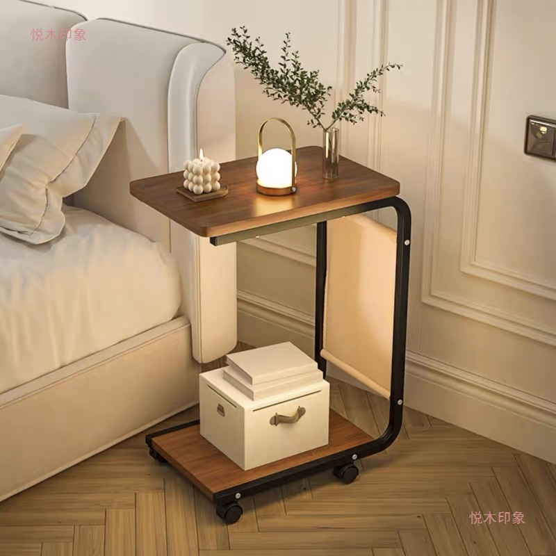 Movable Side Table with Pulleys, Small Coffee Table, Sofa Side Table, Drinking Water and Tea Bedside Storage Rack, Simple Living Room and Bedroom