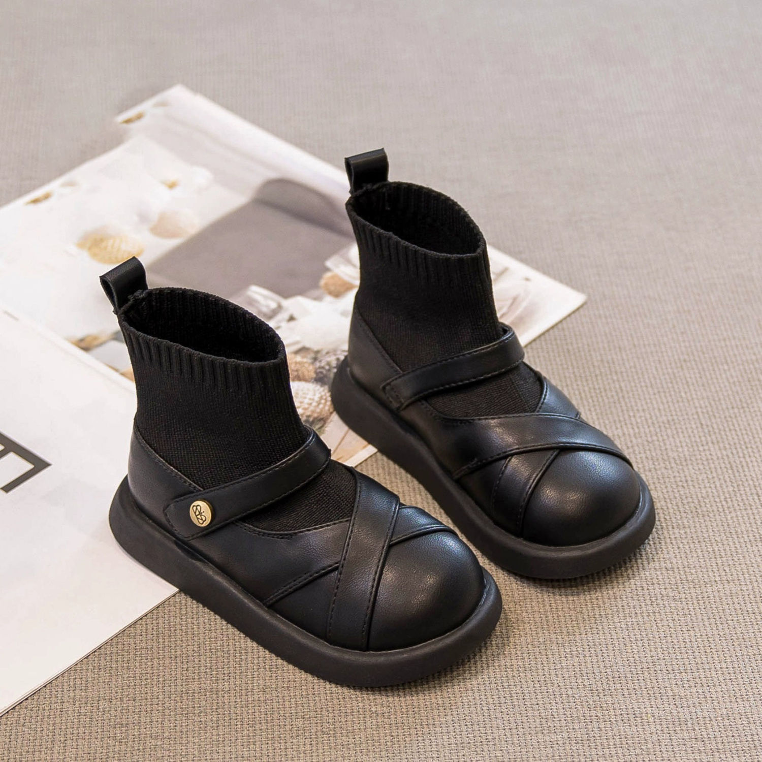 Girls' Short Boots 2024 New Spring and Autum Kidsren's Boots Girls' Socks Boots British Autum Little Girls Princess Shoes