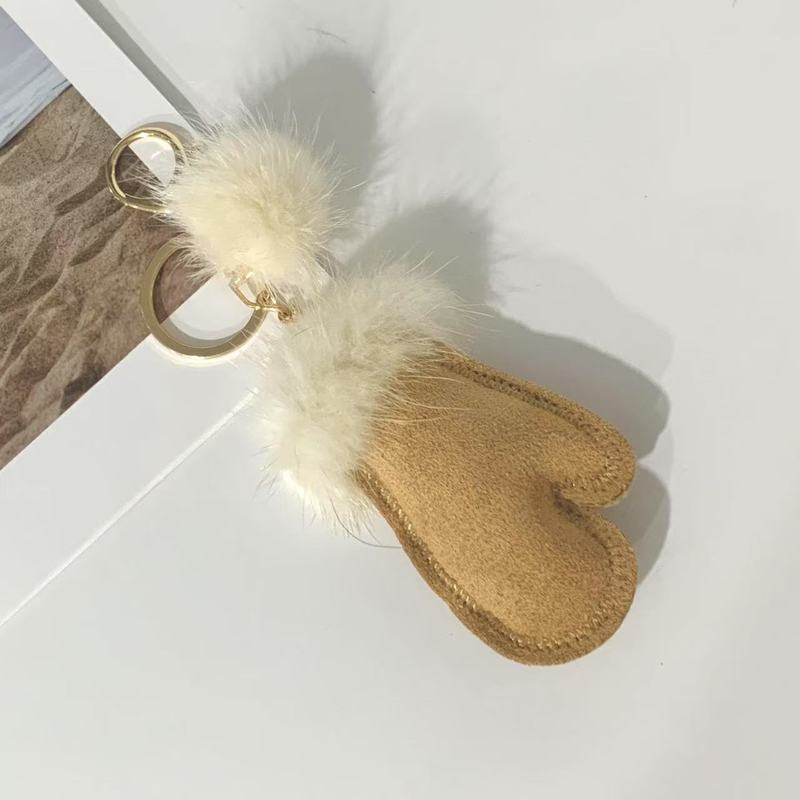 手袋、ウールの小さな手袋ペンダント、パーソナライズされたかわいいぬいぐるみバッグペンダント、ミンクファーボール、車のキー|undefined