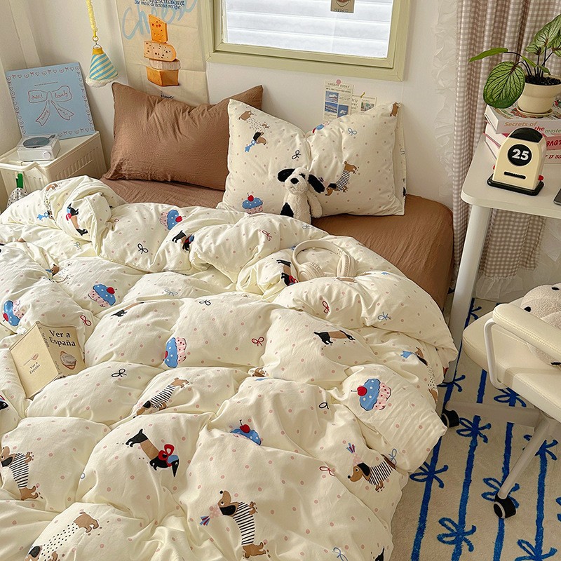 클래스 A 모성 및 유아 등급 알몸 슬리핑 코튼 4 피스 세트 인 신선한 세척 코튼 귀여운 만화 크림 스타일 침대 시트 퀼트 커버