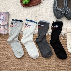猫咪爱吃鱼 后跟刺绣拼色AB版刺绣卡通字母中筒袜双针堆堆袜子女