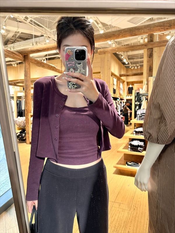 韩系辣妹紫色吊带背心开衫女春秋2025短款修身内搭长袖上衣两件套|undefined