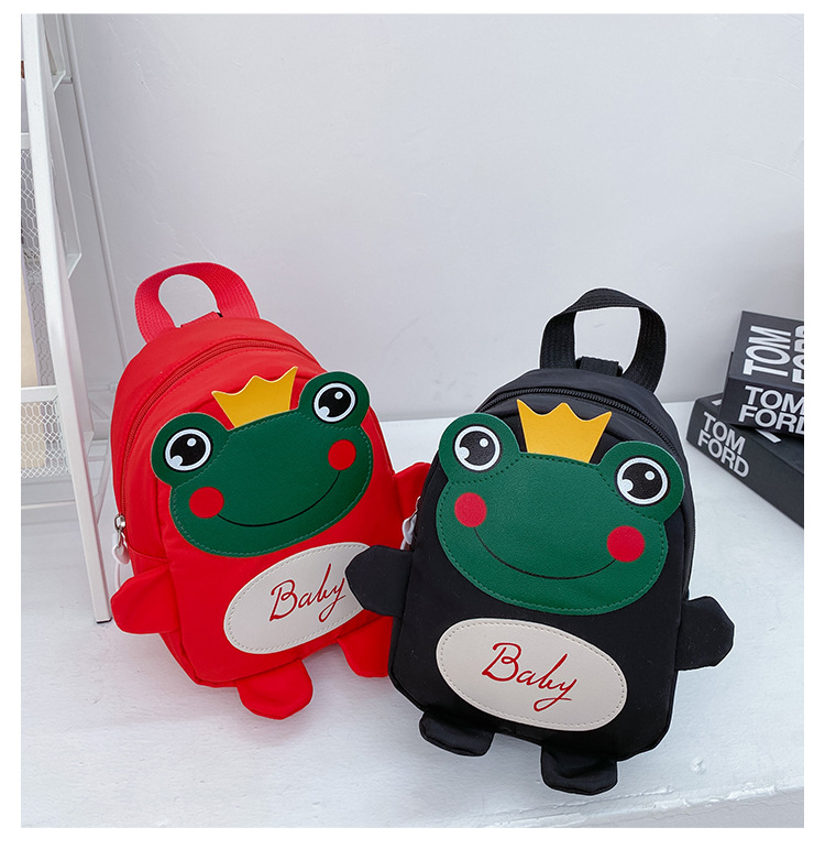 Kindergarten schoolbag for children, boys and girls, 1-3-5 years old, anti-wandering rope, cute frog, double-shoulder baby small backpack undefined