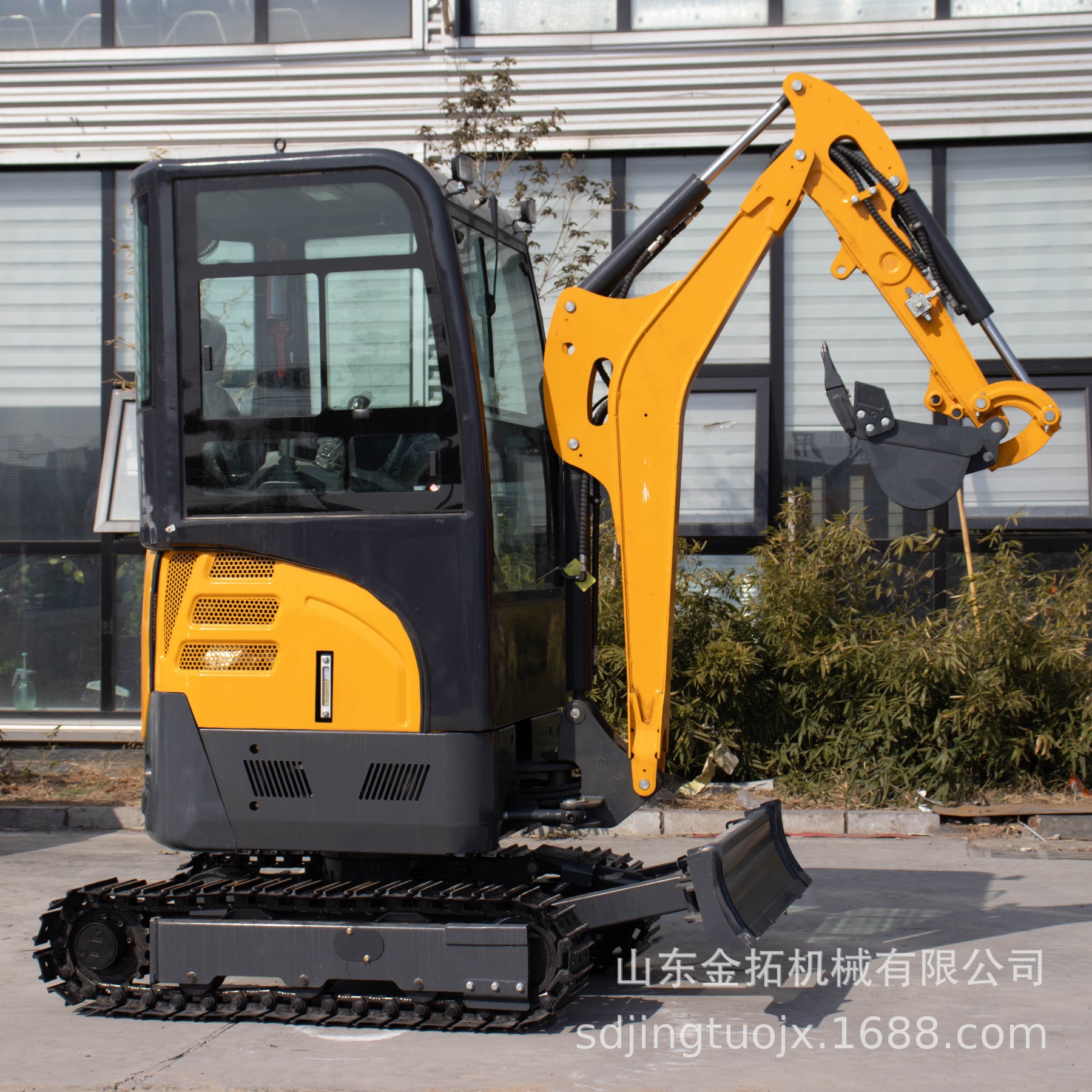Overseas best selling mini excavator 2.2 ton multifunctional…