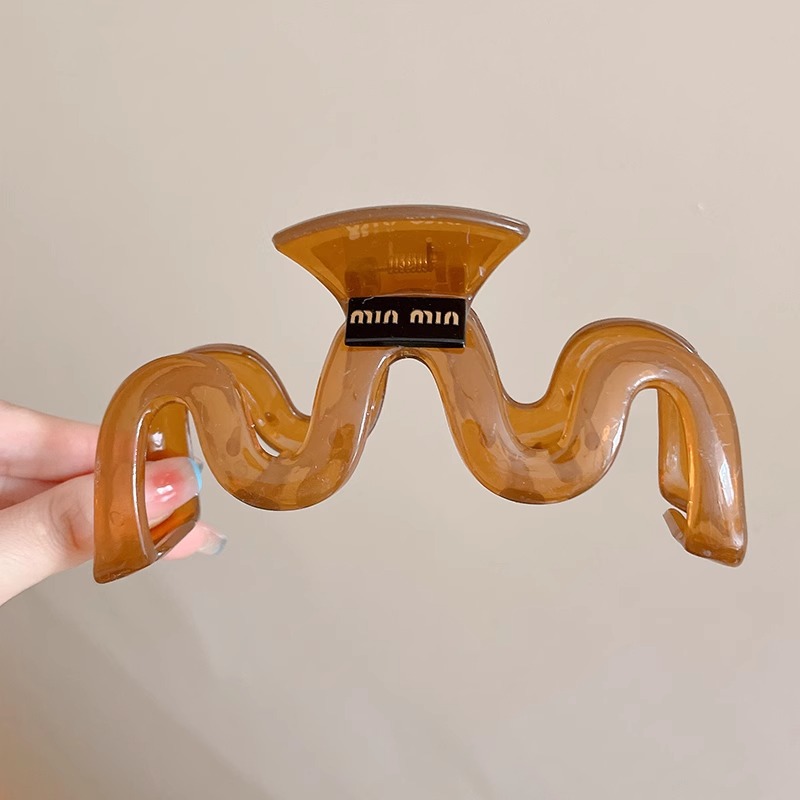 Zhao Lusi mismo estilo de clip de agarre de lazo femenino 2025 nuevo clip de tiburón grande de alta gama en la parte posterior de la cabeza horquilla