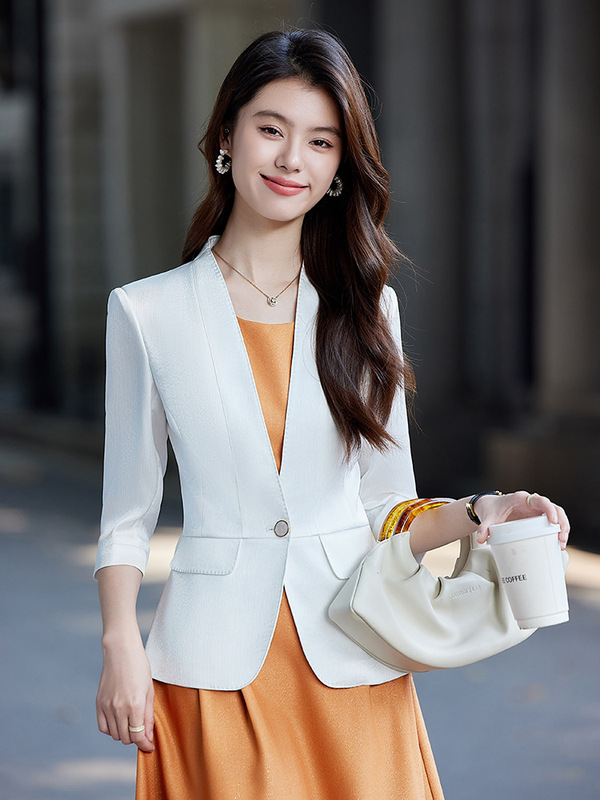 Pink High-end Satin Collarless Small Suit Short Jacket Women's New 2025 Spring and Summer Thin Slim-fit Casual Suit
